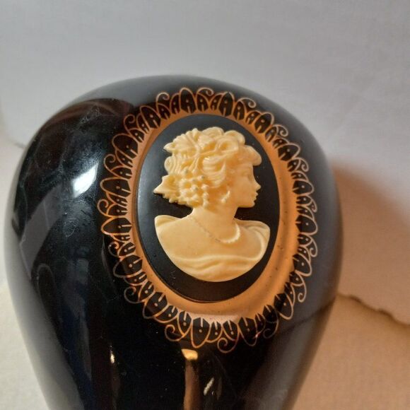 Vintage 3D Cameo w/ Gold trim Black Ceramic Vase Cottagecore Grandmacore - Picture 4 of 8